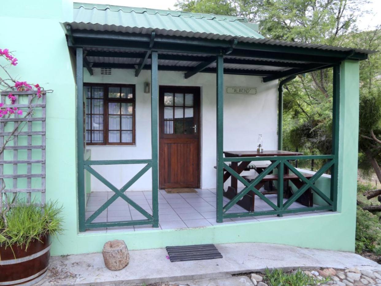 Rainbow Glen Self Catering Chalets Montagu Værelse billede